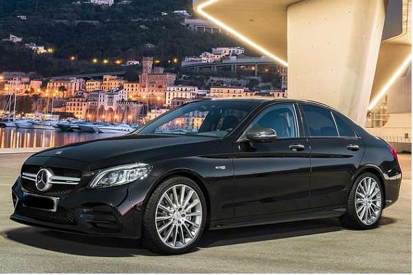 Luxury Car Rental for Corporate in Singapore